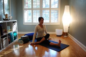 Shoelace Sleep Better at Night with this Bedtime Yin Yoga Sequence