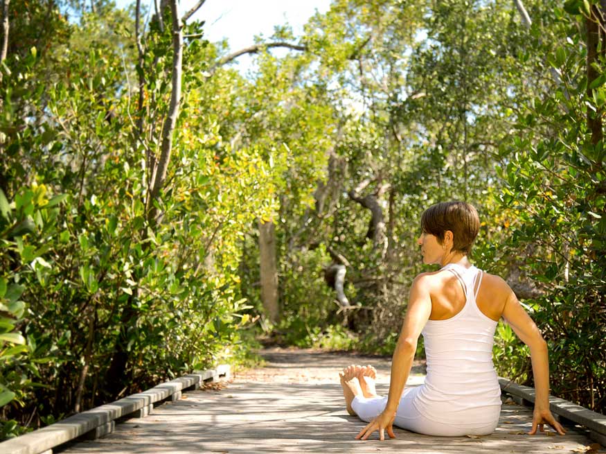 A yoga photo shoot can be one of the best ways to create beautiful visual content that will build your brand. In this blog post, we outline the five business steps that will save you time, money and energy in throughout the entire process.