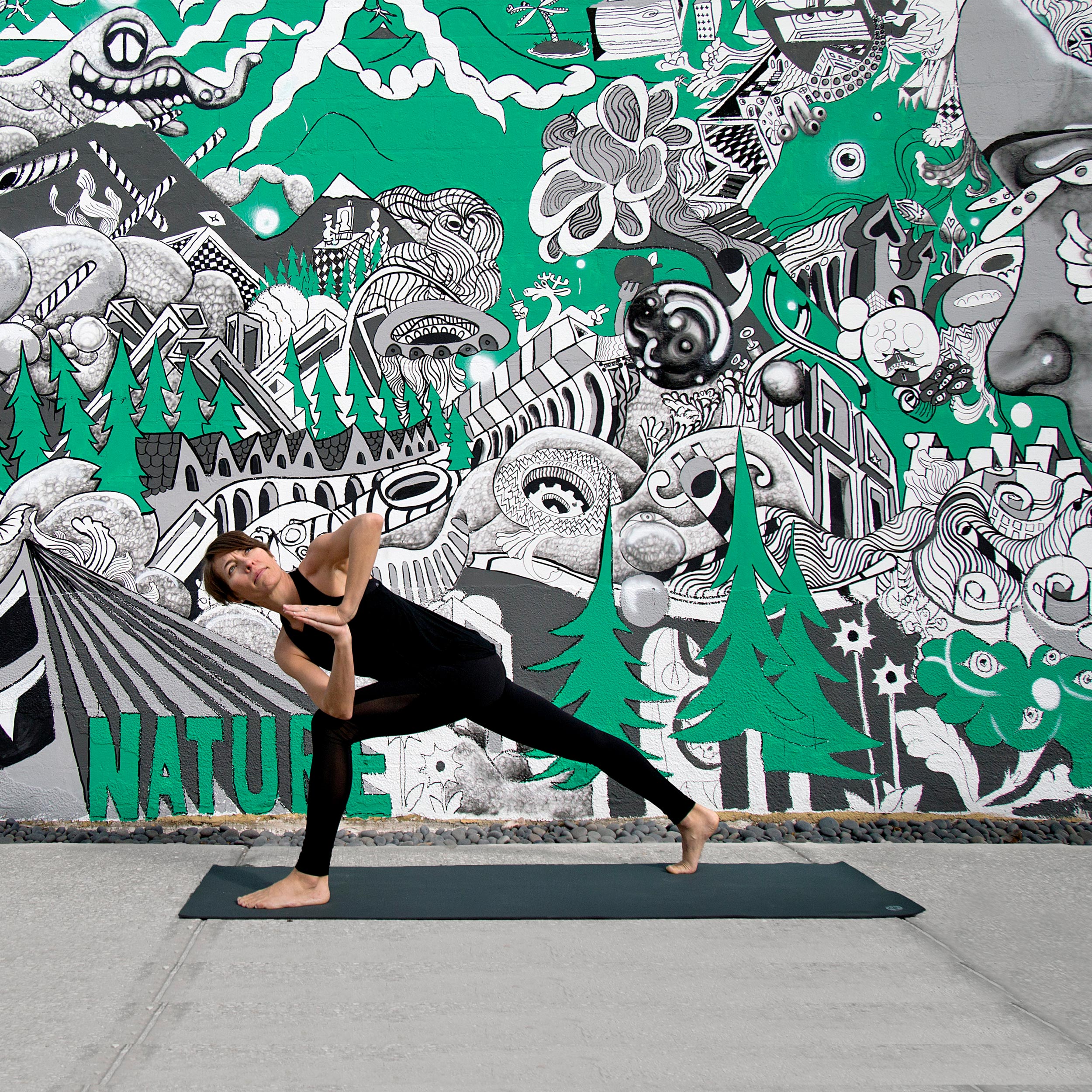 This yoga photo shoot checklist will guide you through clear steps to take before your next photo shoot--saving you time and energy along the way!