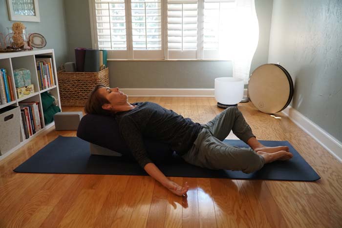 Restorative sleepy flow — YOGARU