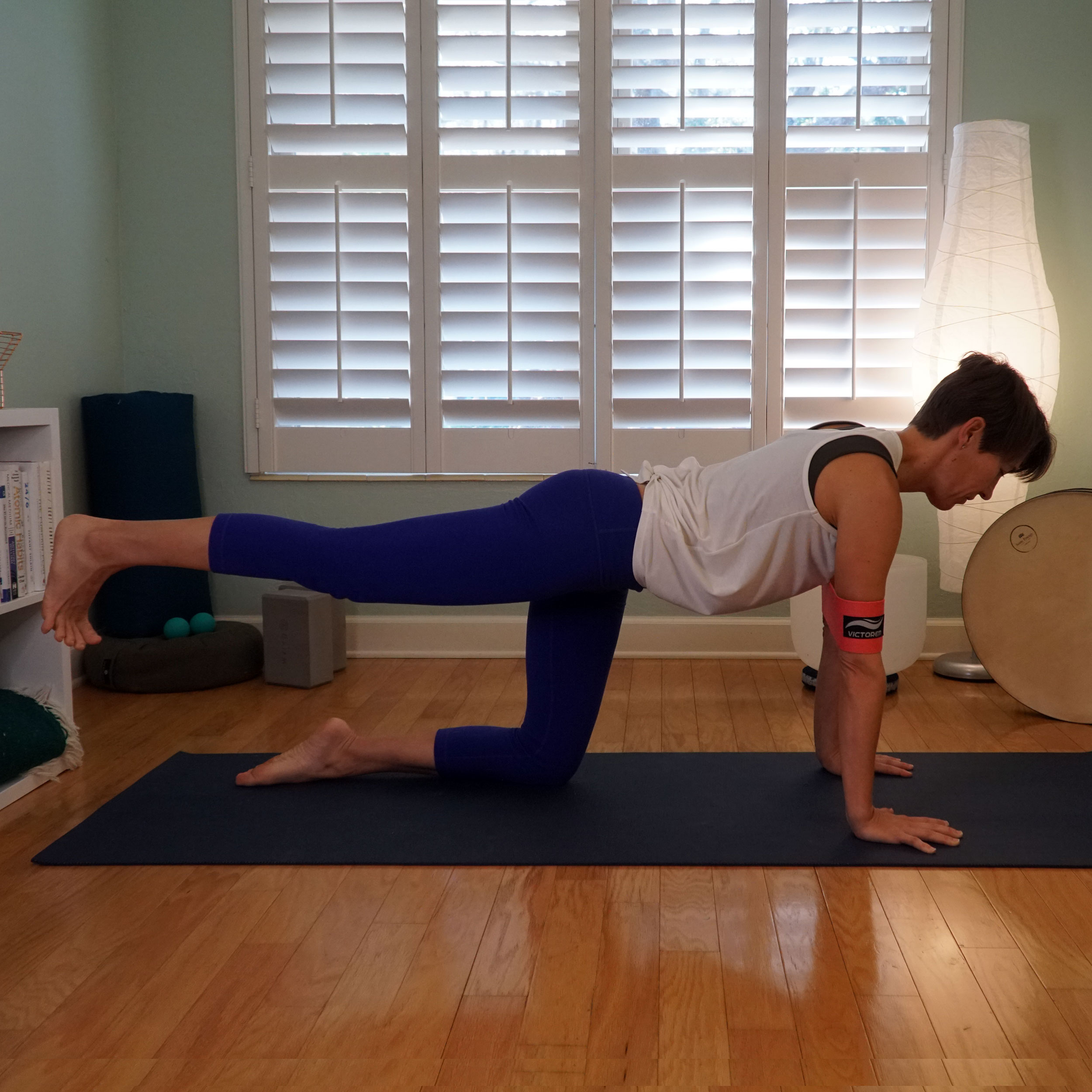 USE RESISTANCE BANDS IN YOGA FOR SHOULDER STABILITY - Swagtail
